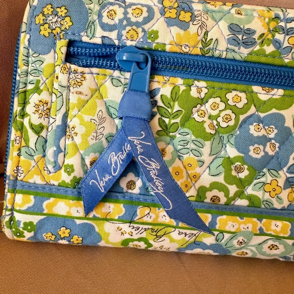 Vera Bradley, English Meadow Twist Lock Wallet - Picture 4 of 10